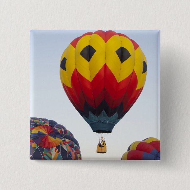 Launching hot air balloons 15 cm square badge (Front)