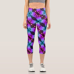 Lavender Clematis Flower Nestled In Trellis Capri Leggings