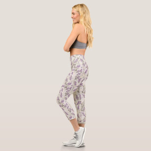 Lavender Lilac Flower Design Capri Leggings