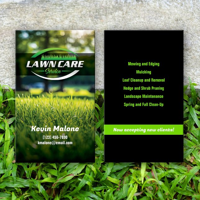 Lawn Care Business Card (Creator Uploaded)