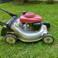 Lawn care service yard work