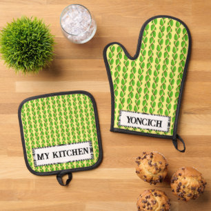 Layer of Leaves by Kenneth Yoncich Oven Mitt & Pot Holder Set