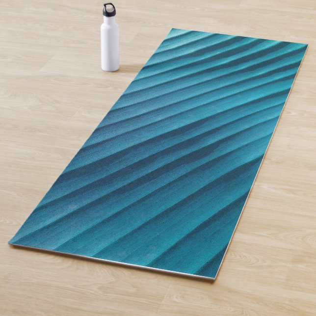 Leaf Blue Diagonal Yoga Mat (In Situ)