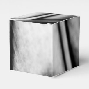 leaf is home favour box