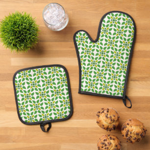 Leaf Pattern, Pattern Of Leaves, Green Leaves Oven Mitt & Pot Holder Set