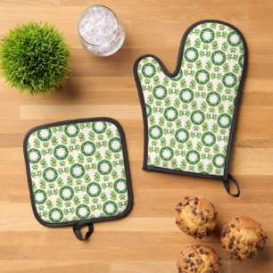 Leaf Pattern, Pattern Of Leaves, Green Leaves Oven Mitt & Pot Holder Set