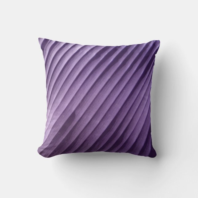 Leaf Purple Diagonal Cushion (Front)