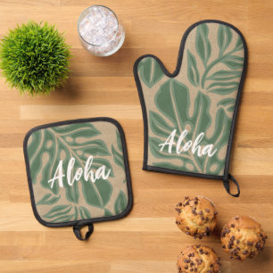 Leaf Tiki Sage Green Hawaiian Tropical Oven Mitt & Pot Holder Set