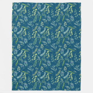 Leaves Pattern 11.bw DBlue BG Fleece Blanket