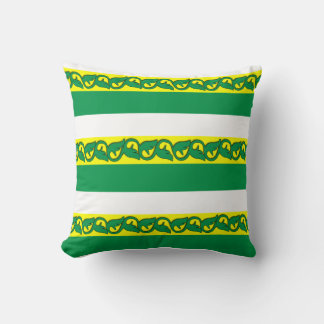 leaves pattern Throw pillows