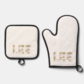 Lee Hmong Last Name Beige Plaid Oven Mitt & Pot Holder Set