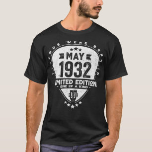 Legends Were Born In May 1932Guitar Premium T-Shirt