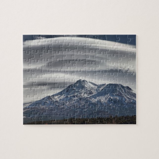 LENTICULAR ABOVE MOUNT SHASTA JIGSAW PUZZLE (Horizontal)