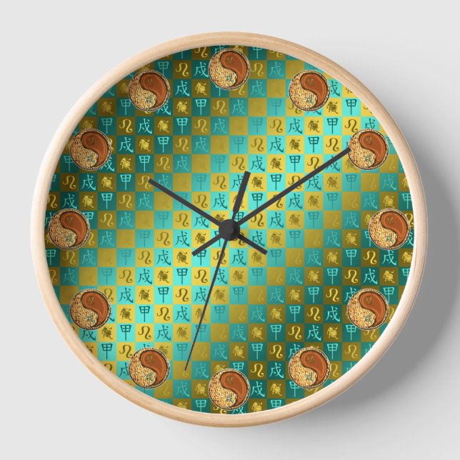 Leo & Wood Dog Clock (Front)