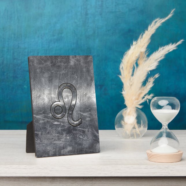 Leo Zodiac Symbol in Grunge Distressed Style Plaque (Side)