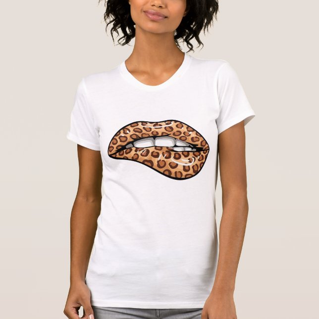 Leopard brown spotted cheetah pattern lips T-Shirt (Front)