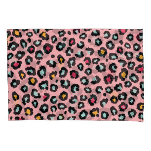 Leopard Exotic: Colourful Seamless Fun. Pillowcase