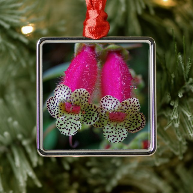 Leopard Flower Design Metal Tree Decoration (Tree)