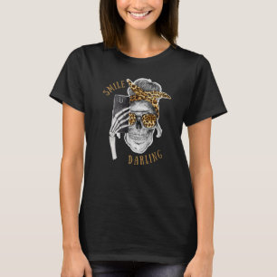 Leopard Halloween Skeleton Smile Darling Skelfie   T-Shirt