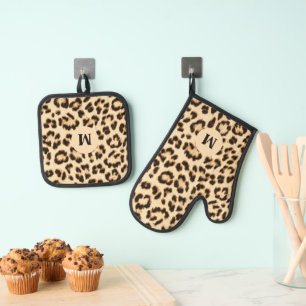 Leopard Leather Print Pattern Monogram Oven Mitt & Pot Holder Set