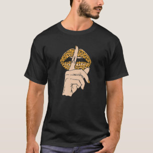 Leopard Lips Scissors Finger Cool Barber Hair Hust T-Shirt