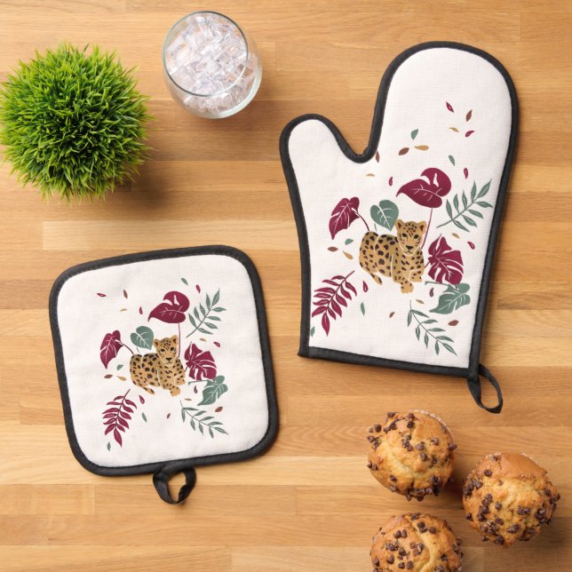 Leopard Oven Mitt & Pot Holder Set (Top Down)