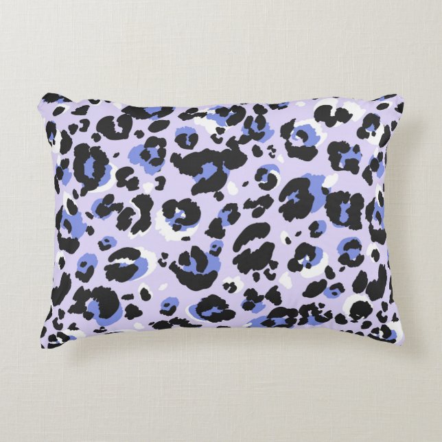 Leopard pattern seamless. Purple leo skin texture. Decorative Cushion (Front)