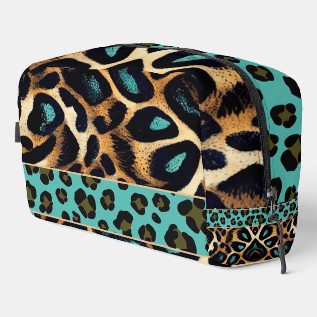 LEOPARD Pattern - Toiletry Bag (Right Corner)