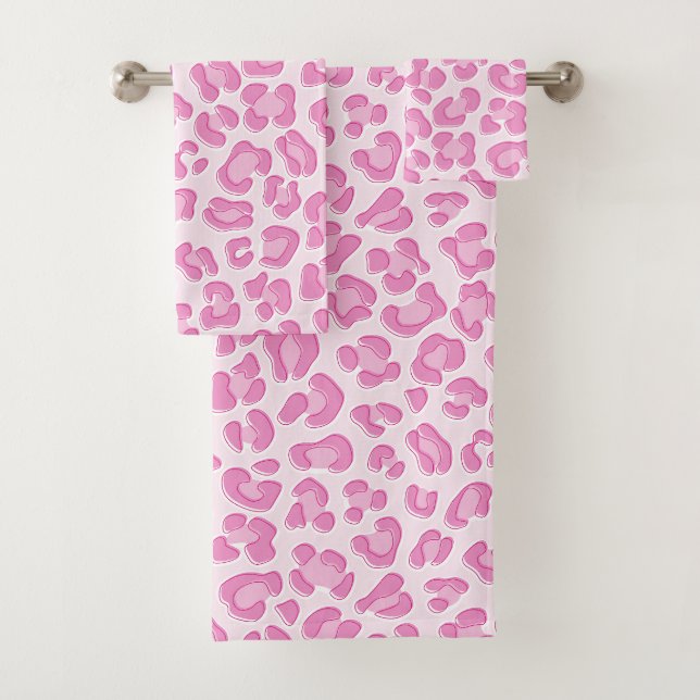 Leopard Preppy Pink Line Bath Towel Set (Insitu)