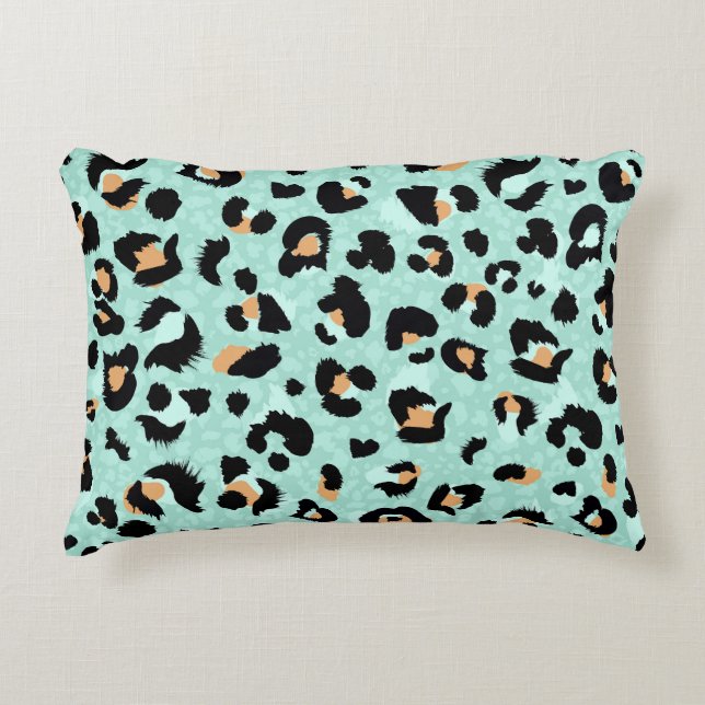 Leopard print, animal pattern decorative cushion (Front)