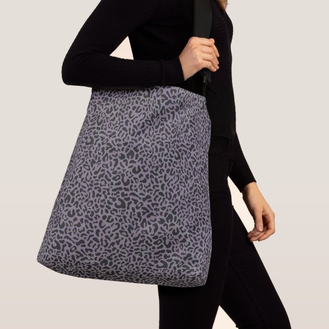 Leopard Print (dark) Crossbody Bag (Close Up)
