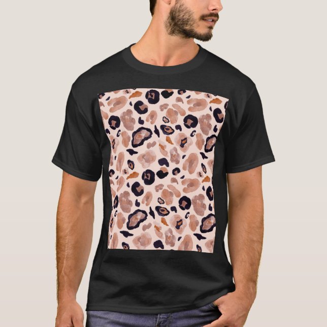 Leopard print, seamless, beige background. T-Shirt (Front)