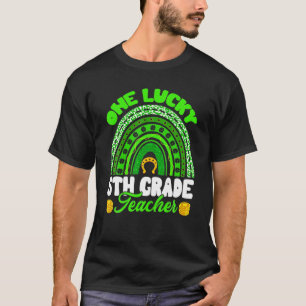 Leopard Rainbow One Lucky 5Th Grade Teacher St Pat T-Shirt