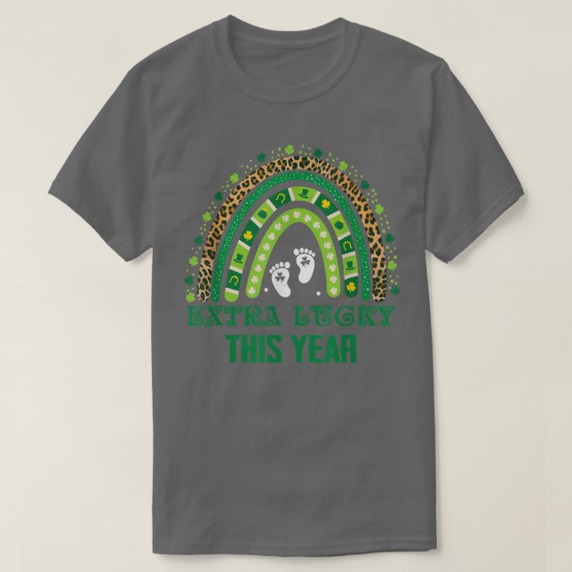 Leopard Rainbow St Patricks Day Pregnancy Announce T-Shirt (Design Front)