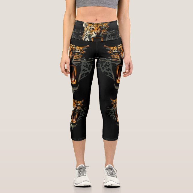 Leopard roaring attack head capri leggings (Front)