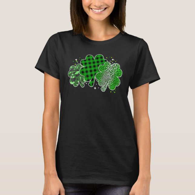 Leopard Shamrock Lucky Charm Men Women Irish St Pa T-Shirt (Front)