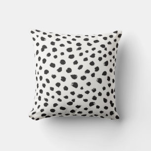 Leopard Texture: Vintage Seamless Pattern. Cushion