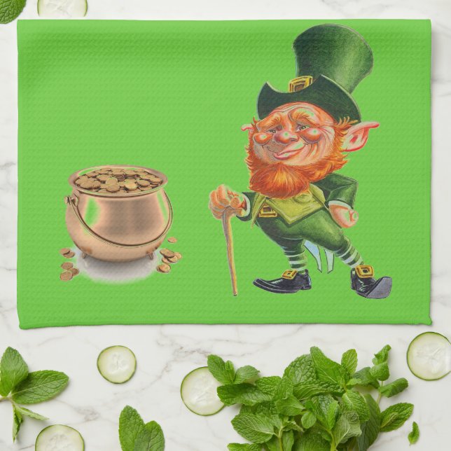 LEPRECHAUN AND POT OF GOLD towel (Folded)