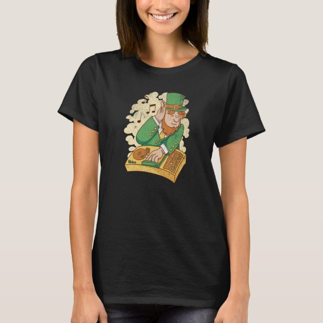 Leprechaun DJ Music Saint patricks Day Student T-Shirt (Front)
