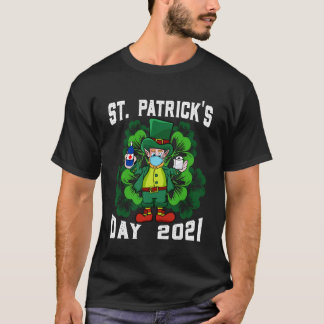 Leprechaun Mask Toilet Paper St Patricks Day Quara T-Shirt