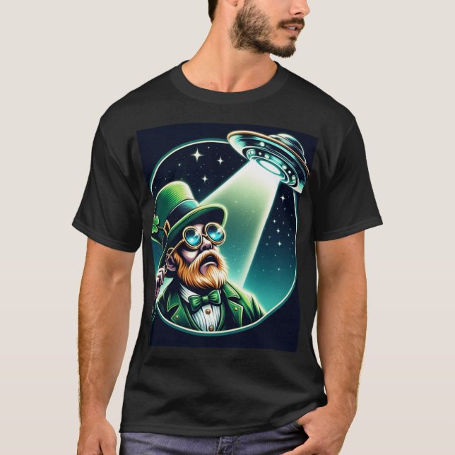 Leprechaun ufo T-Shirt (Front)