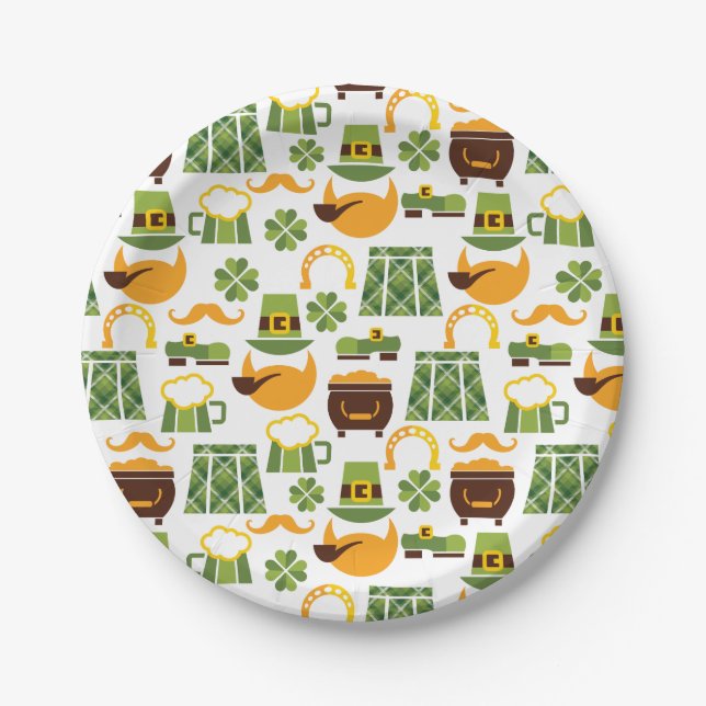 Leprechauns, Shamrocks, Gold, Horseshoes Pattern Paper Plate (Front)