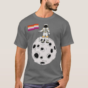 Lesbian Astronaut On Moon Lesbian Flag  T-Shirt