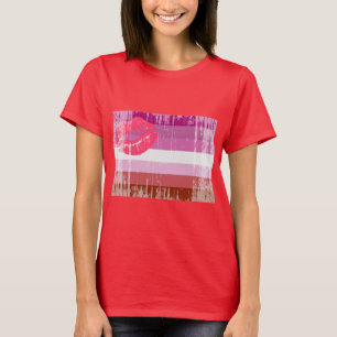 LESBIAN FLAG DISTRESSED T-Shirt