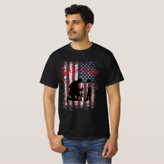 Lest We Forget Veterans Day Stars And Stripes T-Shirt