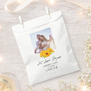 Let Love Grow l Calendula Seeds Photo Wedding Favour Bags