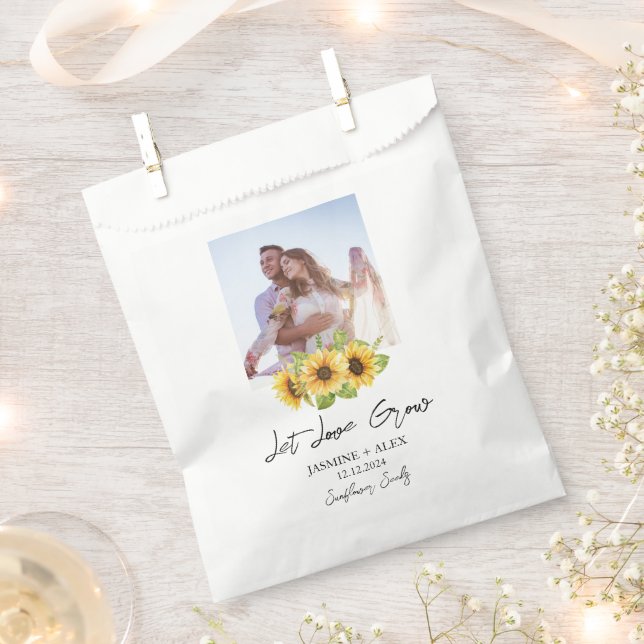 Let Love Grow l Sunflower Seeds Photo Wedding  Favour Bags (Clipped)