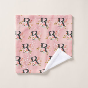 Letter R Bath Towel Set