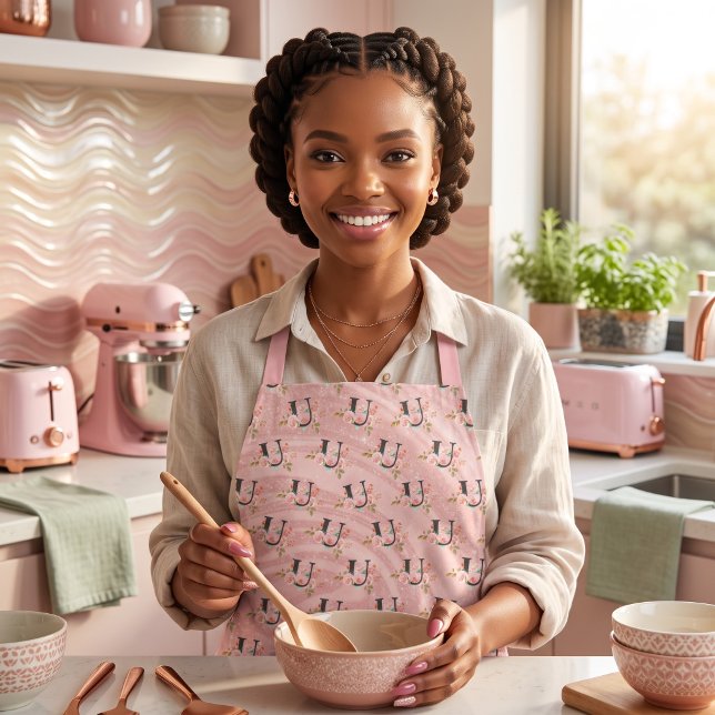 Letter U Apron (Creator Uploaded)