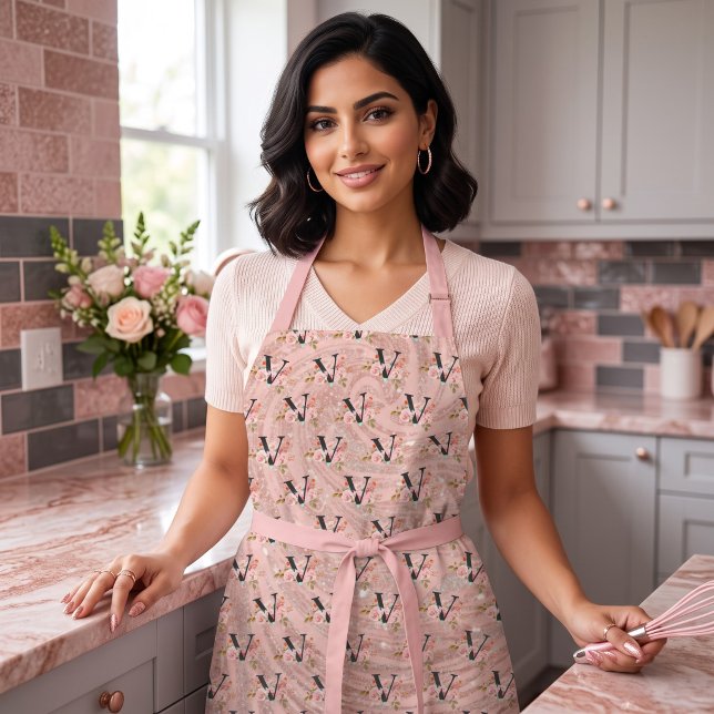 Letter V Apron (Creator Uploaded)